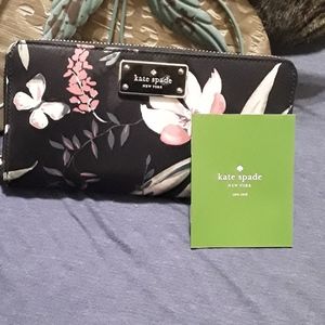 Kate Spade floral wallet